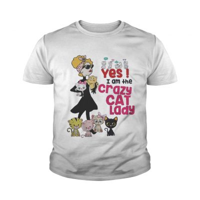 Yes, I am the crazy cat lady shirt