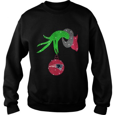 Grinch hand holding New England Patriots Christmas Sweatshirt