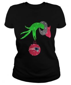 Grinch hand holding New England Patriots Christmas shirt Ladies Tee