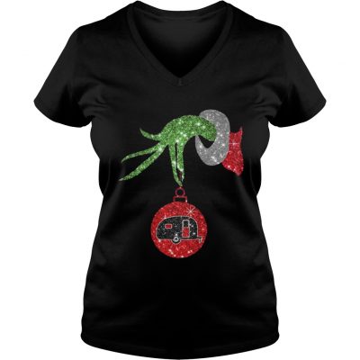  Grinch hand holds Hippie car ornament VNeck