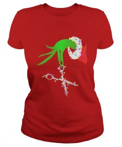 Grinch hand holds scissor hairstylist Christmas Ladies Tee