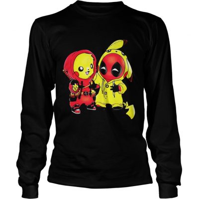 Longsleeve Tee Ryan Reynolds showing off his PikachuDeadpool