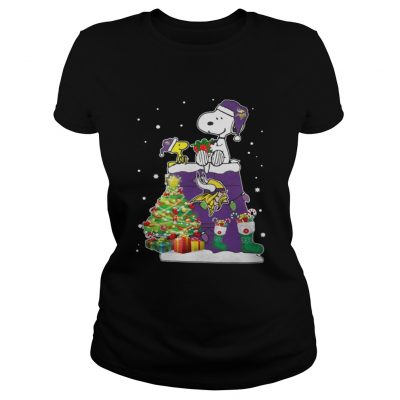 Minnesota Vikings Snoopy and Woodstock Christmas tree Ladies Tee