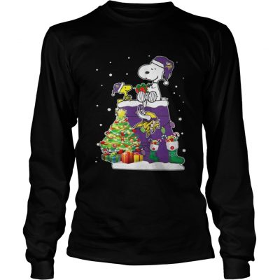 Minnesota Vikings Snoopy and Woodstock Christmas tree Longsleeve Tee