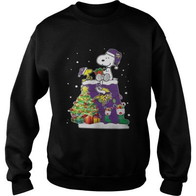 Minnesota Vikings Snoopy and Woodstock Christmas tree Sweatshirt