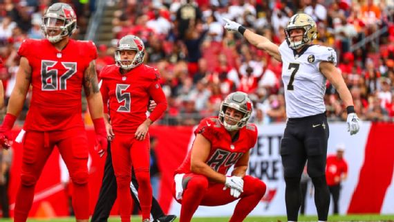 Saints' resurgence starts with Taysom Hill's blocked punt