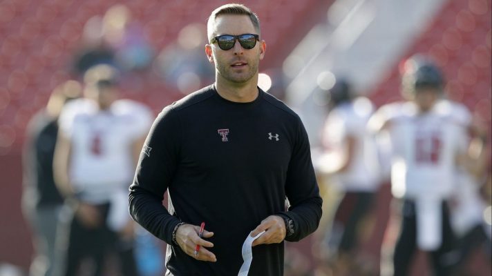 Cardinals Hire Kliff Kingsbury As Head