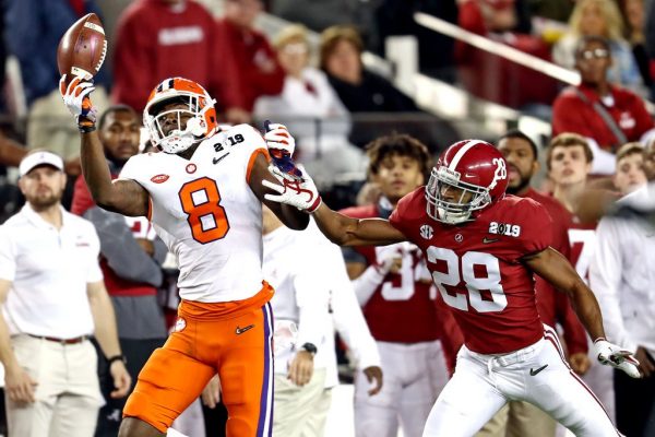 Clemson Tigers wide receiver Justyn Ross made a one-handed catch in the third quarter