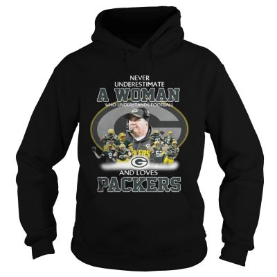 Hoodie Never Underestimate a Woman Who Understands Football And Loves Packers Tshirt