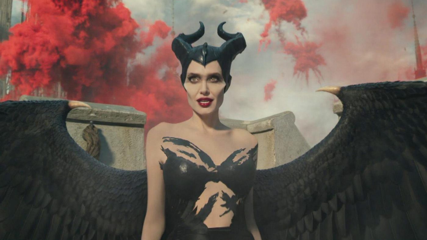 Angelina Jolie Faces Off Against Michelle Pfeiffer in ‘Maleficent Mistress of Evil’ Trailer