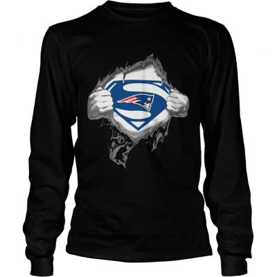 Superman New England Patriots logsleve tee