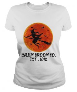 Witch salem broom co est 1692  Classic Ladies