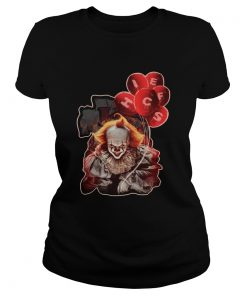 It Pennywise holding balloon Kansas City Chiefs  Classic Ladies