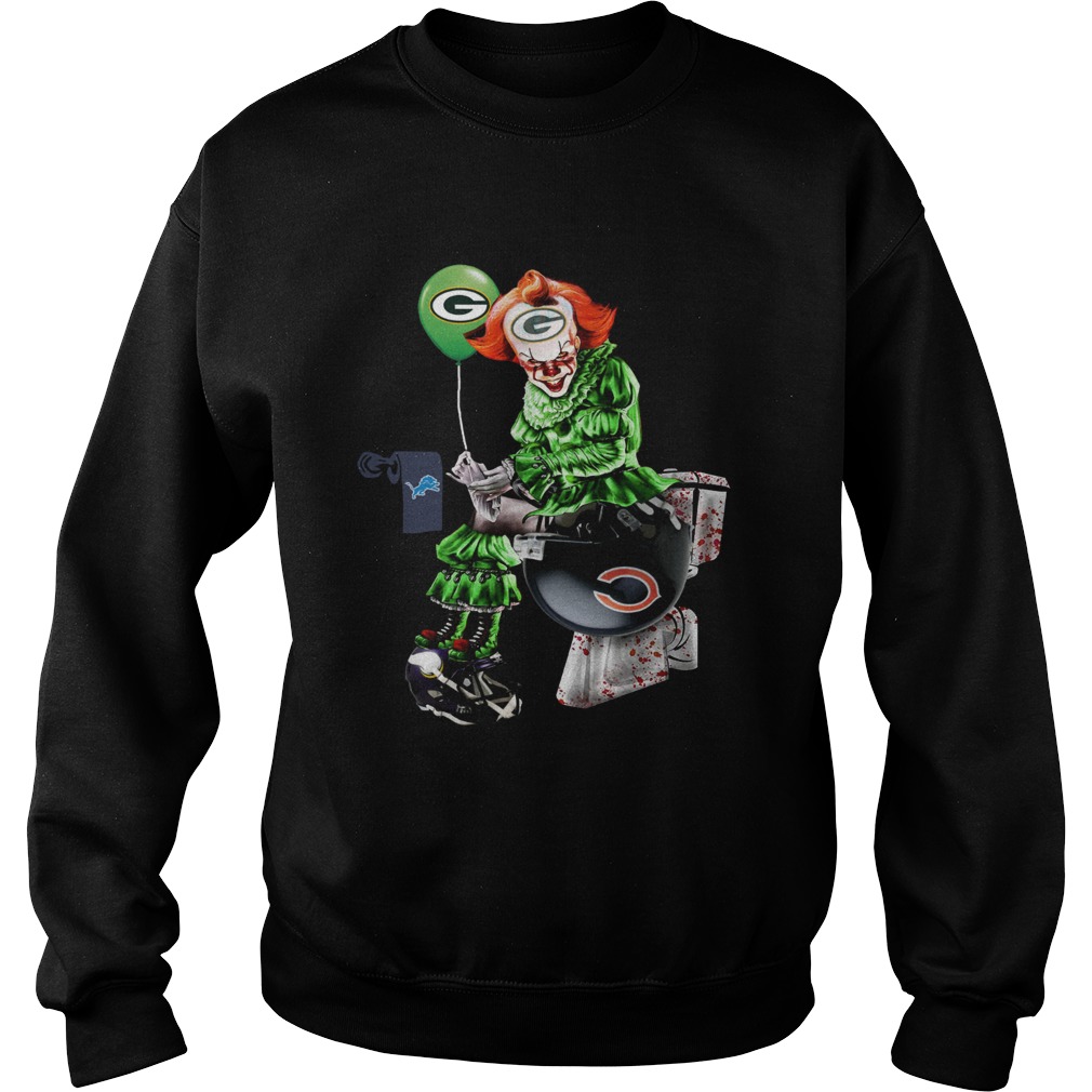 Pennywise Green Bay Packers Bears sitting toilet Chicago Bears Sweatshirt