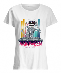 Halloween Trick Or Treat Dancing Dj Goofy Marshmallow  Classic Women's T-shirt