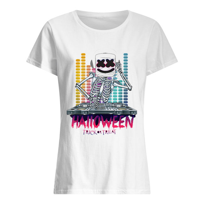 Halloween Trick Or Treat Dancing Dj Goofy Marshmallow Classic Women's T-shirt