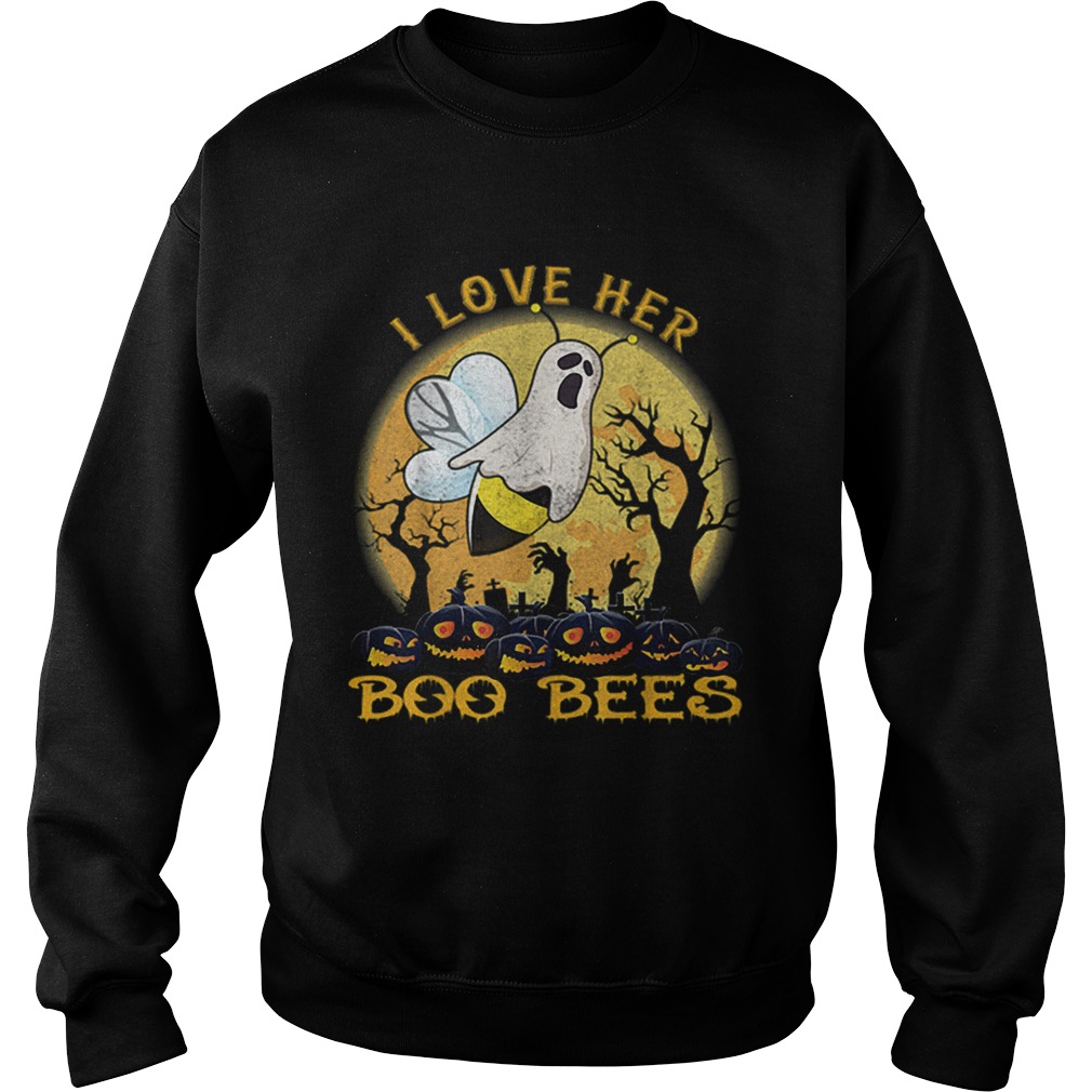 I Love Her Boo Bees Couples Halloween Costume Moon Pumpkins Sweatshirt