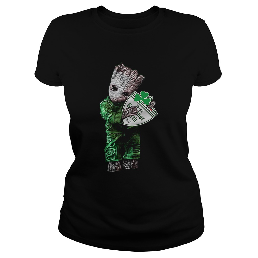 Baby Groot hug SpVgg Greuther Frth Classic Ladies