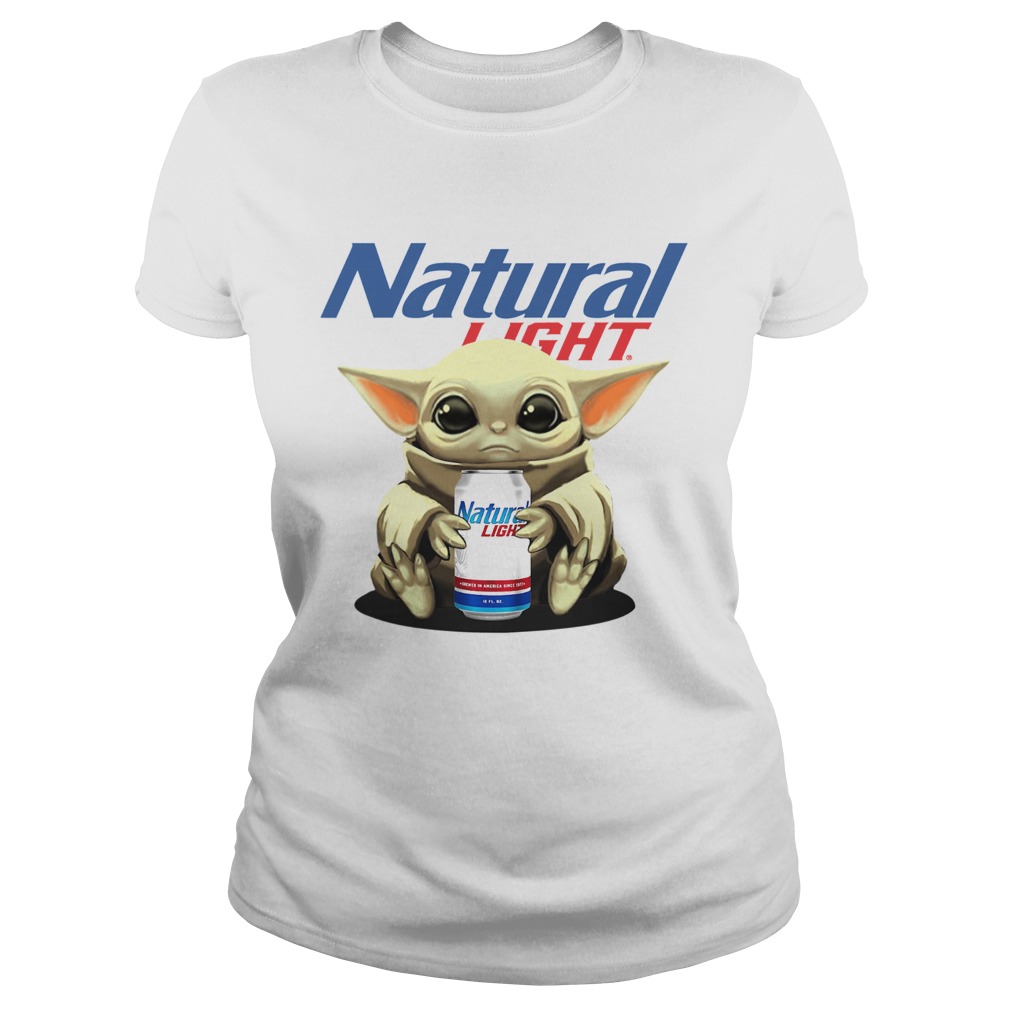 Baby Yoda Hug Natural Light Classic Ladies