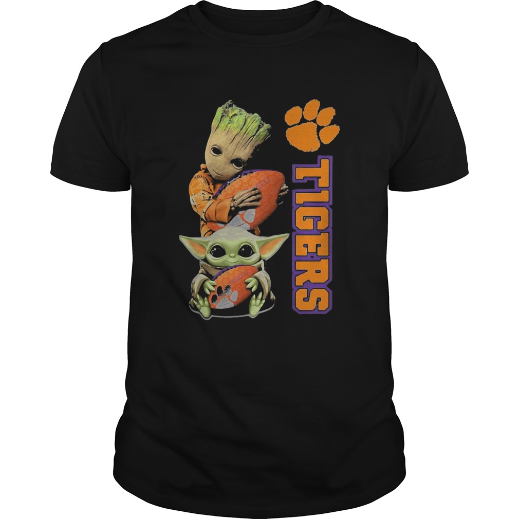 Baby Groot And Baby Yoda Hug Clemson Tigers shirt