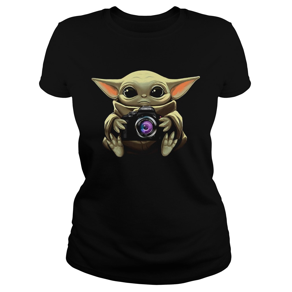 Baby Yoda Hug Camera Classic Ladies