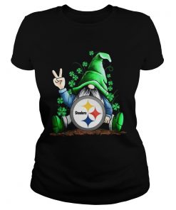 Gnomes Lucky St Patricks Day Hug Pittsburgh Steelers  Classic Ladies