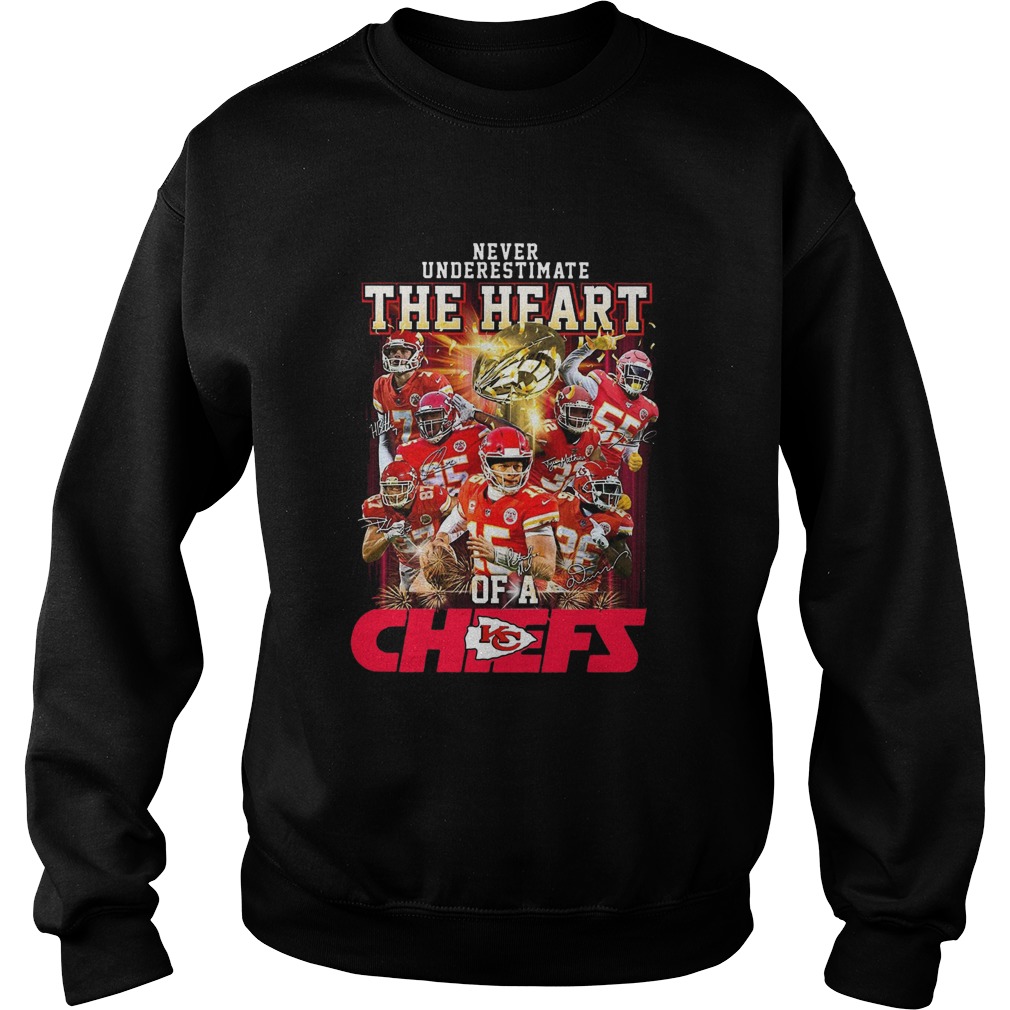 Never Underestimate A Woman Who Understands Football And Loves Kansas City Chiefs Sweatshirt