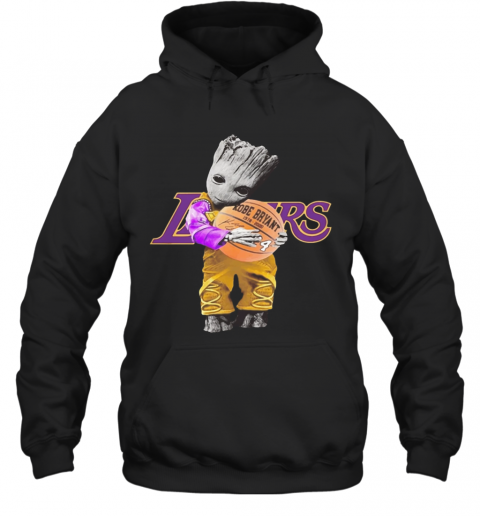 BABY GROOT LAKERS HUG KOBE BRYANT BASKETBALL SIGNATURE T-Shirt Unisex Hoodie