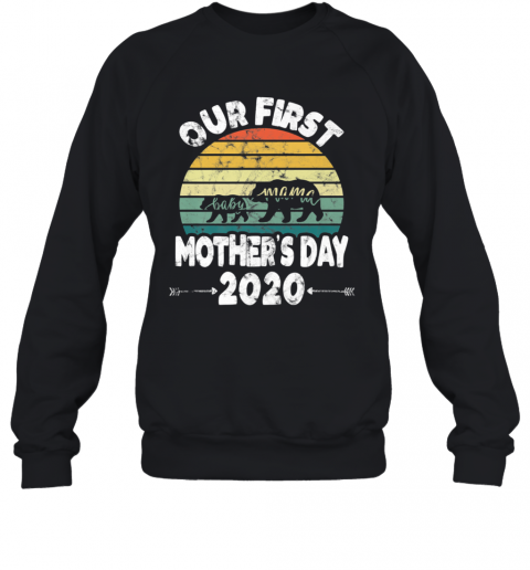 First Mothers Day Mom Baby Bear Retro Sunset New Mom T-Shirt Unisex Sweatshirt