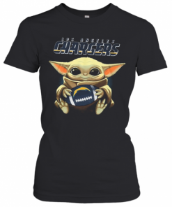 Baby Yoda Hug Los Angeles Chargers T-Shirt Classic Women's T-shirt