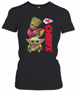 Baby Groot And Yoda Hug Kansas City Chiefs T-Shirt Classic Women's T-shirt