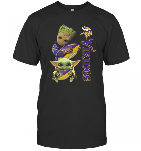 Baby Groot And Yoda Hug Minnesota Vikings T-Shirt