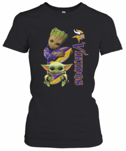 Baby Groot And Yoda Hug Minnesota Vikings T-Shirt Classic Women's T-shirt