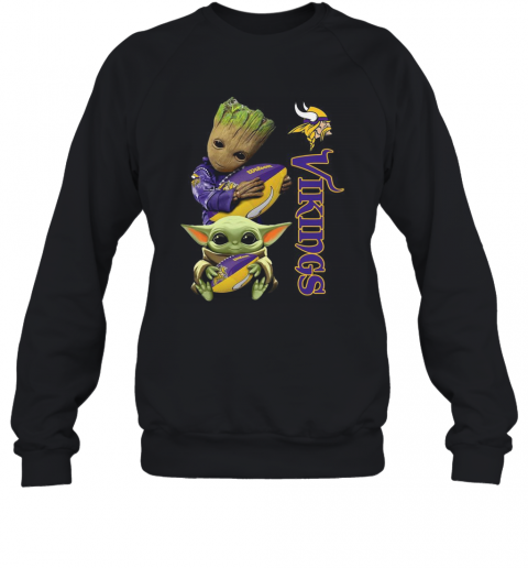 Baby Groot And Yoda Hug Minnesota Vikings T-Shirt Unisex Sweatshirt