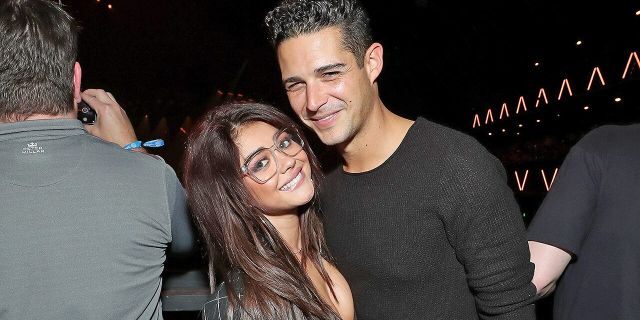 Sarah Hyland and Wells Adams