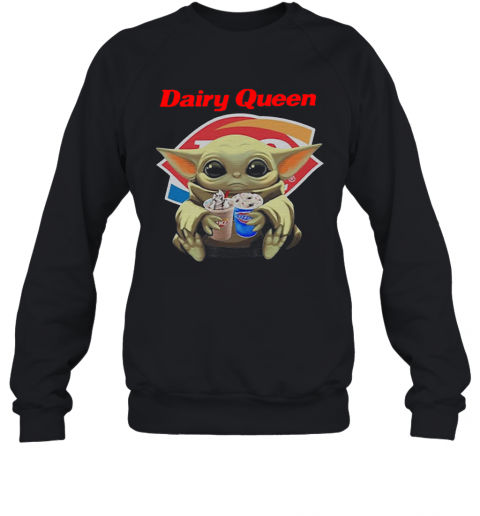 Star Wars Baby Yoda Hug Dairy Queen Mandalorian T-Shirt Unisex Sweatshirt