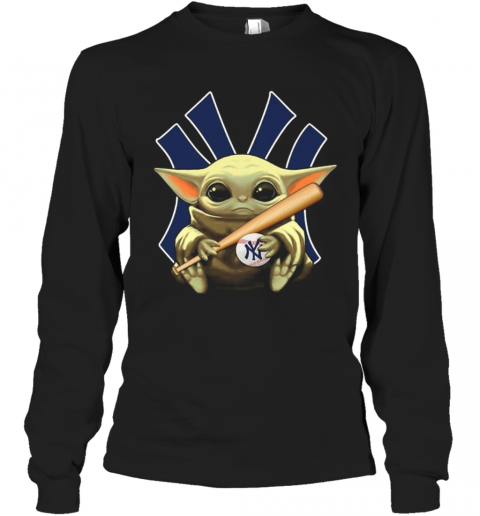 Baby Yoda Hug New York Yankees Baseball T-Shirt Long Sleeved T-shirt 