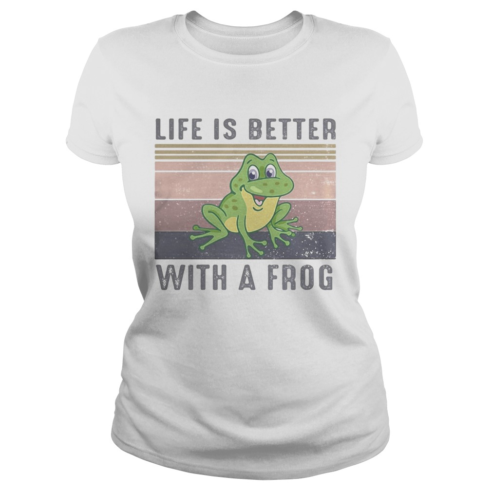 Life is better with a frog vintage retro  Classic Ladies