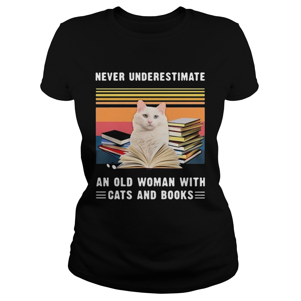 Never Underestimate An Old Woman With Cats And Books Turkish Van Cat Vintage Retro Classic Ladies