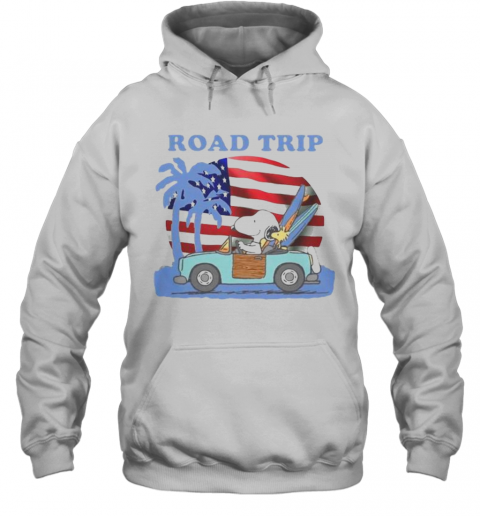 Snoopy And Woodstock Riding Car Road Trip American Flag Independence Day T-Shirt Unisex Hoodie