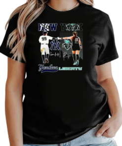 New York Yankees Aaron Judge New York Liberty Sabrina Ionescu Signatures 2024 T-Shirt Classic Women's T-shirt