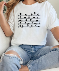 Snoopy With Music Notes T-Shirt Classic Women's T-shirt